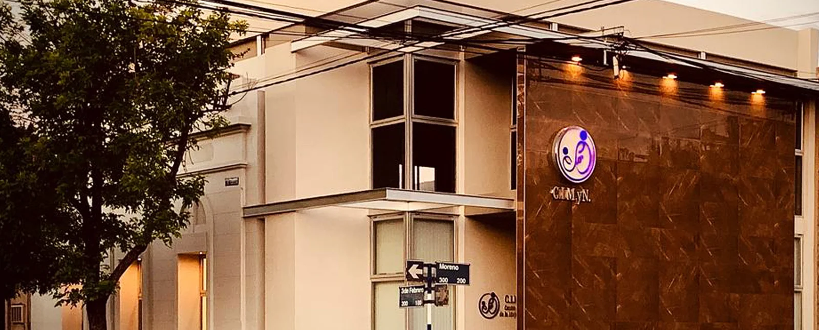 CIMyN Clinic Facade